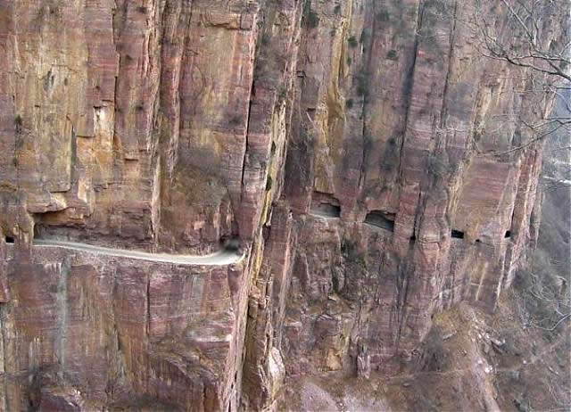 Carreteras, Túnel de Guoliang (China)